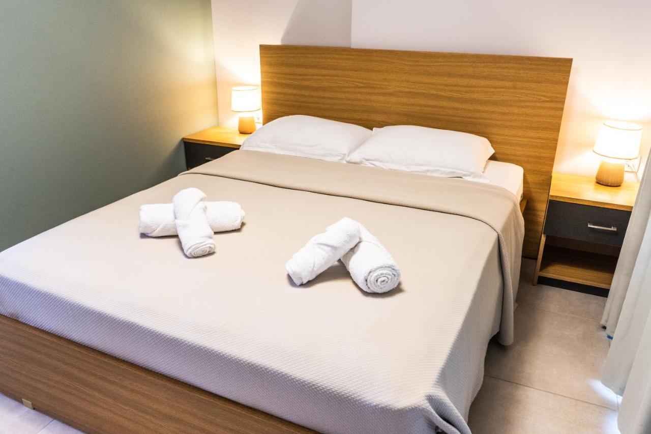 Aparthotel Cynthia Vrasná Exteriér fotografie